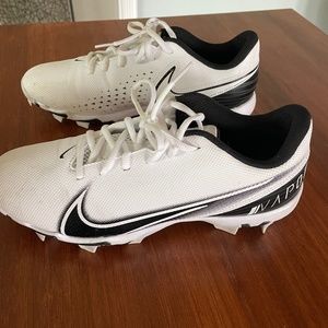Nike Men's Vapor Edge Shark Football Cleats Size9 Black and White
